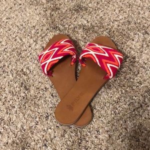 Anthropologie/Pilyq Slides